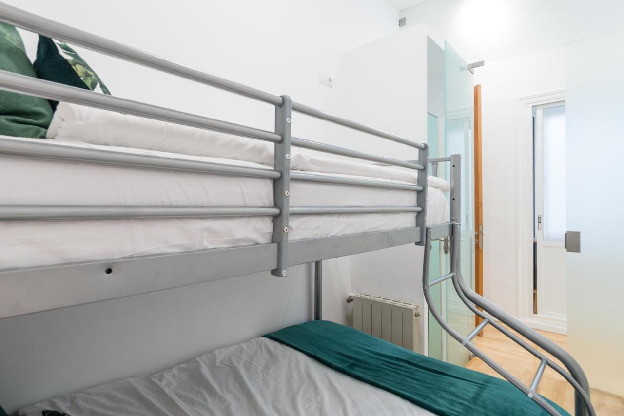 Vip Puerta Del Sol, By Monaro***** Appartement Madrid Buitenkant foto