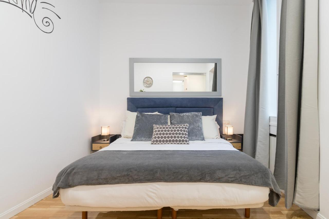 Vip Puerta Del Sol, By Monaro***** Appartement Madrid Buitenkant foto