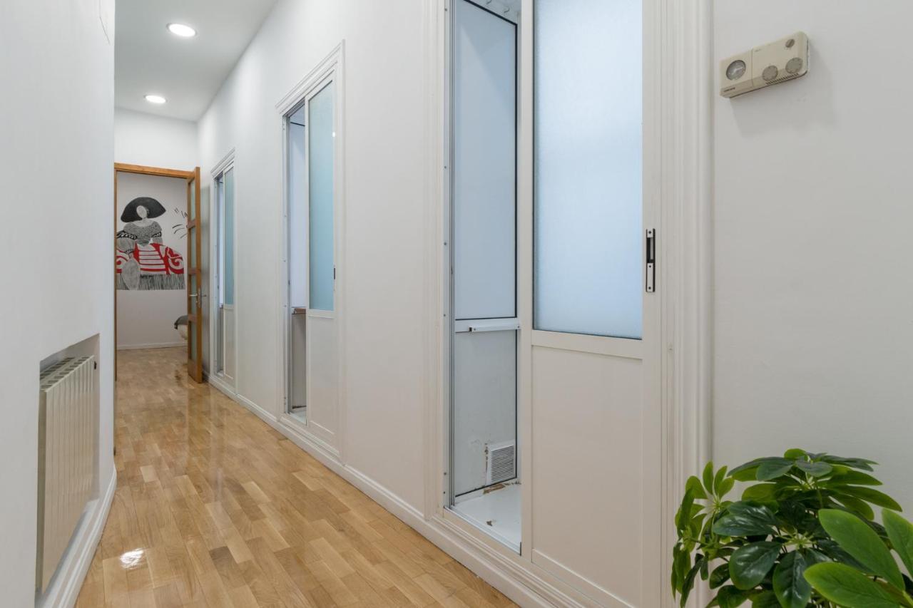 Vip Puerta Del Sol, By Monaro***** Appartement Madrid Buitenkant foto