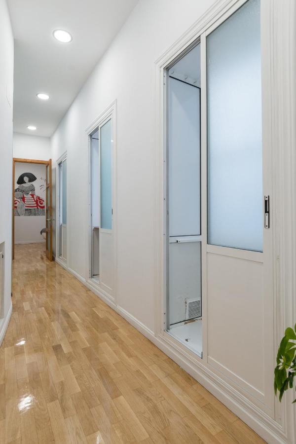 Vip Puerta Del Sol, By Monaro***** Appartement Madrid Buitenkant foto