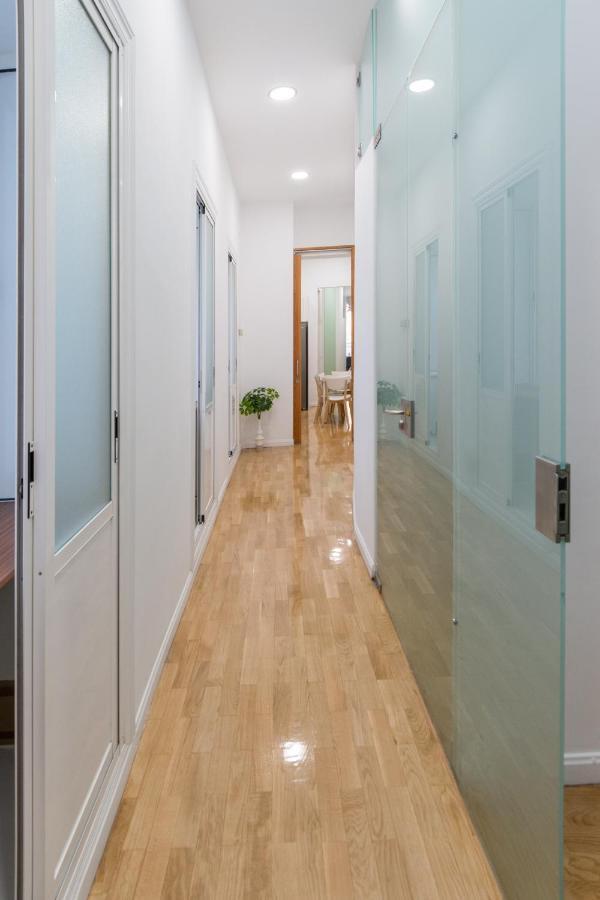 Vip Puerta Del Sol, By Monaro***** Appartement Madrid Buitenkant foto