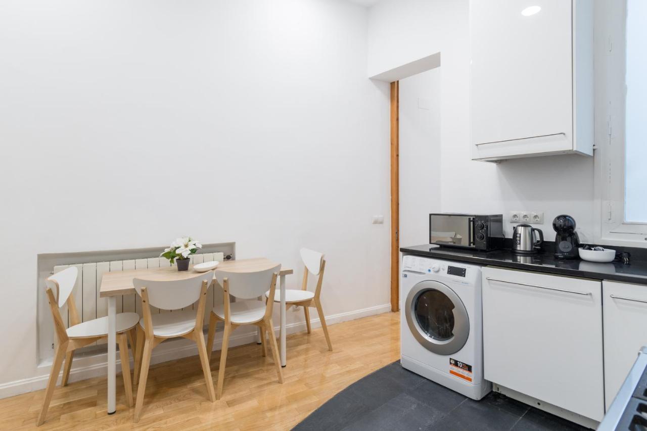 Vip Puerta Del Sol, By Monaro***** Appartement Madrid Buitenkant foto